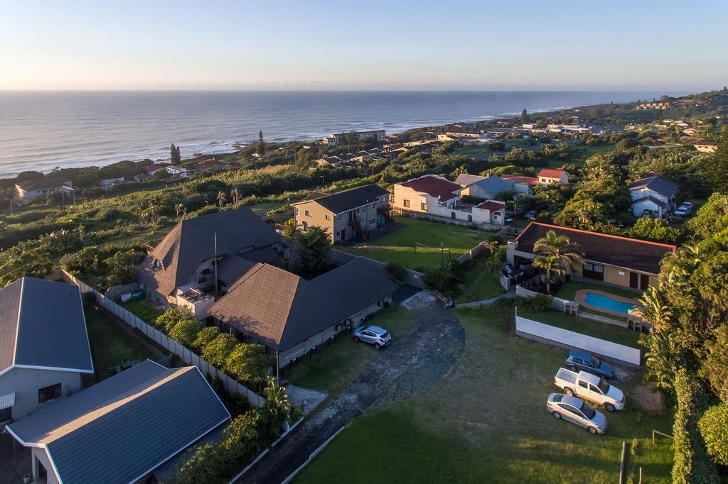 Khaya La Manzi Guest Lodge Hibberdene Exterior foto
